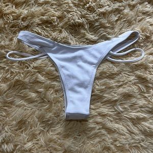 White cheeky swimsuit bottoms